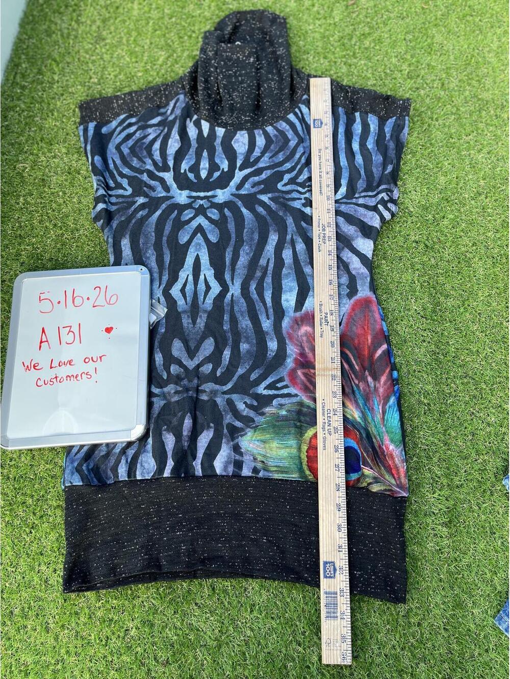 Smash! Dress M/L Cowl neck Peacock Colorful Patterned Short Sleeve Turtleneck